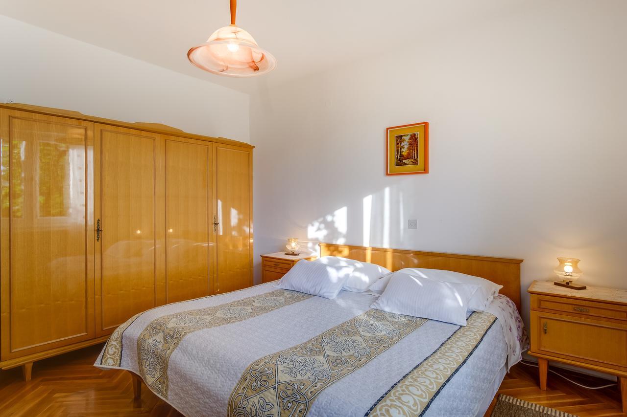 Apartments Beba Малий Лошинь Екстер'єр фото